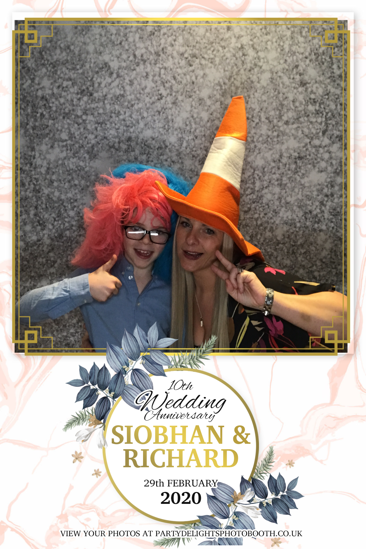 Siobhan and Richards Vow renewal  | View more photos from the event at gallery.partydelightsphotobooth.co.uk/u/PartyDelightsPhotoBooth/Siobhan-and-Richards-Vow-renewal